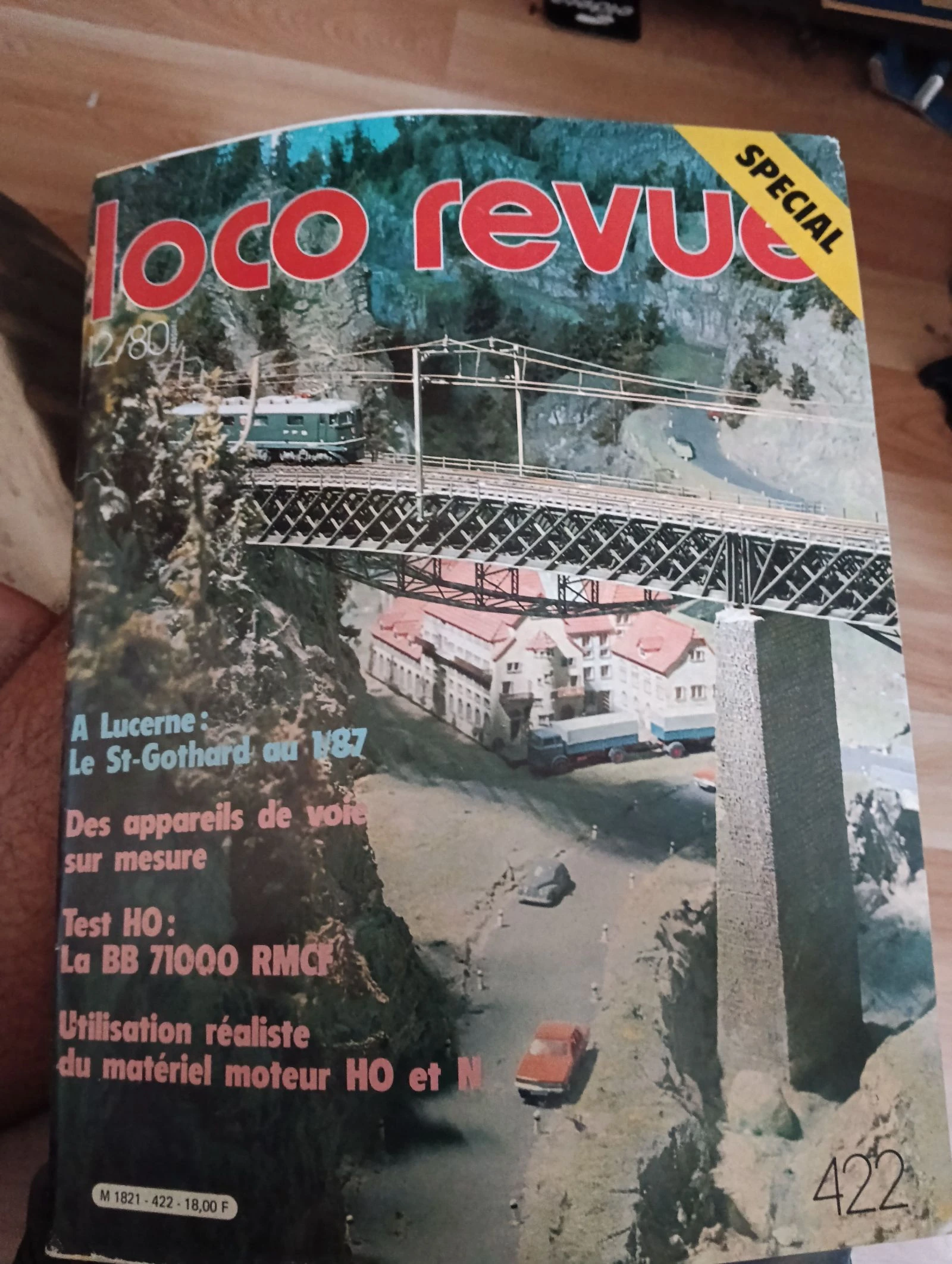 Revue loco revue n 422 .